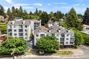 9200 Greenwood Ave N, Seattle, WA 98103 - Photo 1