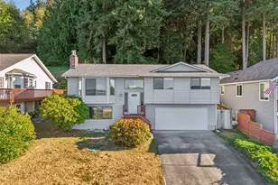 850 Dugualla Rd, Oak Harbor, WA 98277 - Photo 1