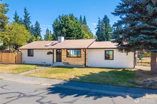 1721 SW 348th St, Federal Way, WA 98023 - Photo 1