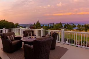 695 Dugualla Rd, Oak Harbor, WA 98277 - Photo 1