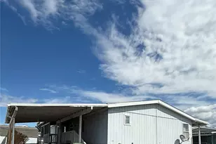 605 Pine St, Omak, WA 98841 - Photo 1