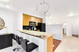 1420 E Pine St, Seattle, WA 98122 - Photo 1