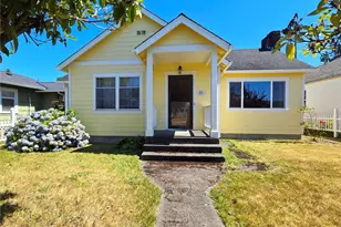 31 N Blackberry Ave, Forks, WA 98331 - Photo 1