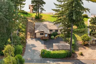 1171 E Trails End Dr, Belfair, WA 98528 - Photo 1