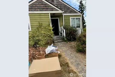 2031 Maple Street, Everett, WA 98201 - Photo 1