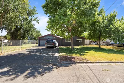 756 White Street, Walla Walla, WA 99362 - Photo 1