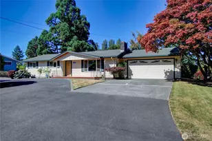 101 Rainbow Dr, Burlington, WA 98233 - Photo 1