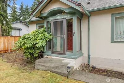 811 N 18th Street, Mount Vernon, WA 98273 - Photo 1