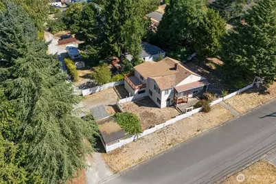 10471 6th Avenue SW, Seattle, WA 98146 - Photo 1