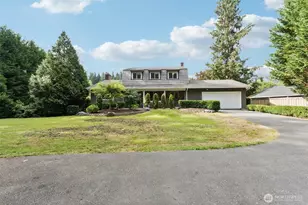15631 Issaquah-Hobart Road Southeast, Issaquah, WA 98027 - Photo 1