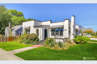 1633 3rd Street #B, Marysville, WA 98270 - Photo 1