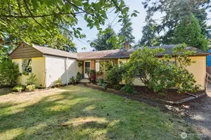 14810 Corliss Ave N, Shoreline, WA 98133 - Photo 1