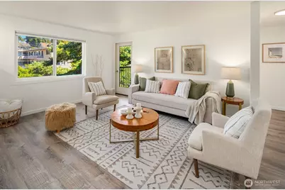 9255 Greenwood Avenue N #35, Seattle, WA 98103 - Photo 1