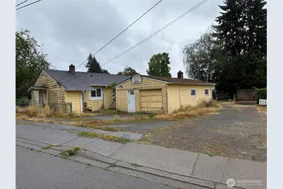 229 Oak Street #A/B, Bremerton, WA 98310 - Photo 1