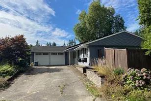 1255 169th Ave NE, Bellevue, WA 98008 - Photo 1