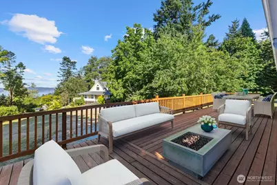 290 Parkside Drive, Camano Island, WA 98282 - Photo 1