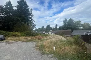 705 S 96th St, Tacoma, WA 98444 - Photo 1