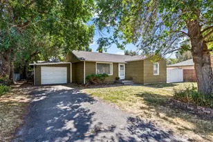 704 E Hobert Ave, Ellensburg, WA 98926 - Photo 1