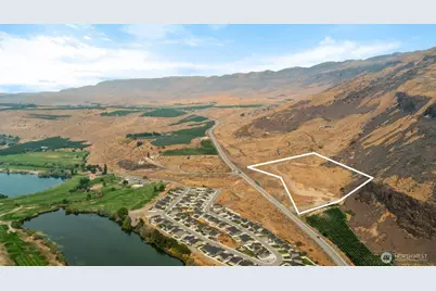 6856 Batterman Road, Rock Island, WA 98850 - Photo 1