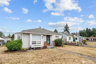 4709 S American Lake Blvd, Tacoma, WA 98409 - Photo 1