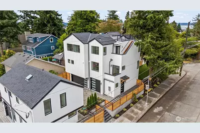 5121 SW Genesee Street, Seattle, WA 98116 - Photo 1
