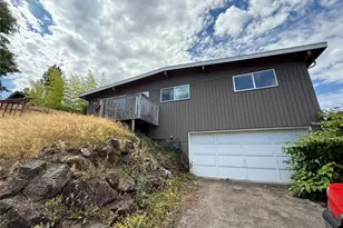 14835 42nd Ave S, Tukwila, WA 98168 - Photo 1