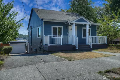 4040 32nd Avenue SW, Seattle, WA 98126 - Photo 1