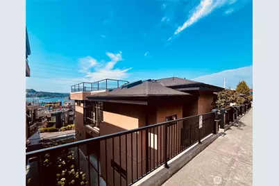 80 E Roanoke Street #9, Seattle, WA 98102 - Photo 1