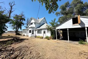 306 W 2nd Ave, Odessa, WA 99159 - Photo 1