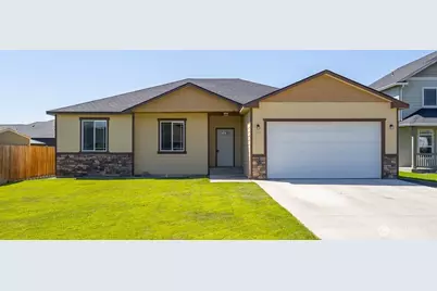 546 S Driftwood Lane, Moses Lake, WA 98837 - Photo 1