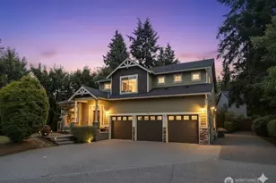 4322 186th St SW, Lynnwood, WA 98037 - Photo 1