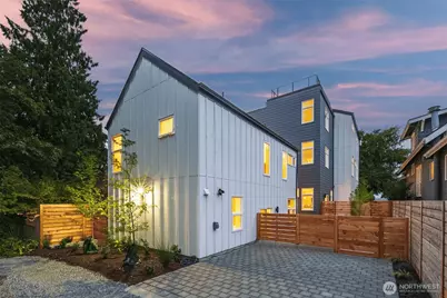 2923 39th Avenue SW, Seattle, WA 98116 - Photo 1