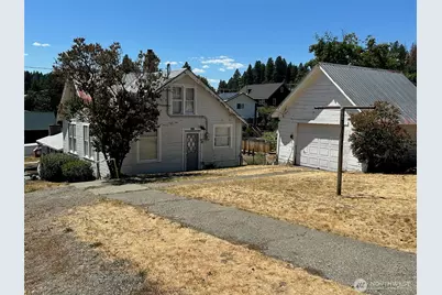 201 W Utah Avenue, Roslyn, WA 98941 - Photo 1