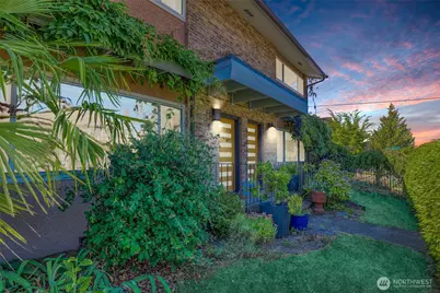 4707 50th Avenue S, Seattle, WA 98118 - Photo 1