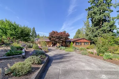 404 SW 182nd Street, Normandy Park, WA 98166 - Photo 1