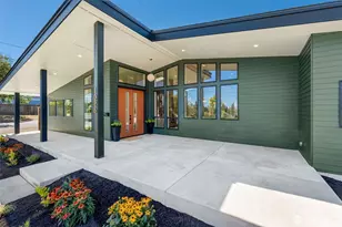 1026 S Monroe St, Tacoma, WA 98405 - Photo 1