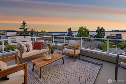 6424 Lake Washington Boulevard NE #34, Kirkland, WA 98033 - Photo 1