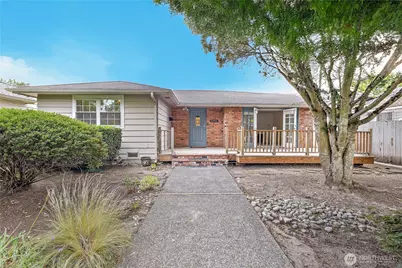 4528 NE 170th Street, Lake Forest Park, WA 98155 - Photo 1