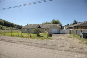 2001 Coolidge St, Aberdeen, WA 98520 - Photo 1