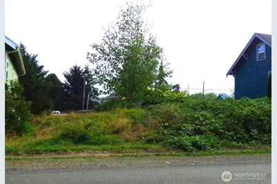 921 W Perry Street, Aberdeen, WA 98520 - Photo 1