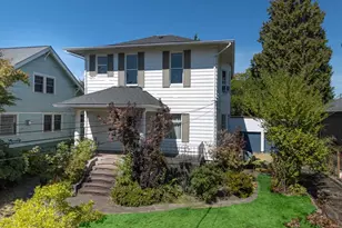 136 N 77th St, Seattle, WA 98103 - Photo 1