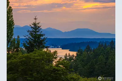 11665 NE Sunset Loop, Bainbridge Island, WA 98110 - Photo 1
