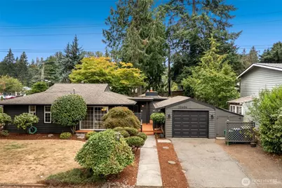 10404 NE 131st Street, Kirkland, WA 98034 - Photo 1