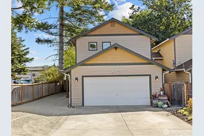 109 203rd Place SW #1, Lynnwood, WA 98036 - Photo 1