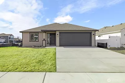 206 Lessor Loop, Moses Lake, WA 98837 - Photo 1