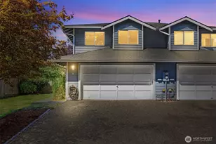 20427 Poplar Way, Lynnwood, WA 98036 - Photo 1