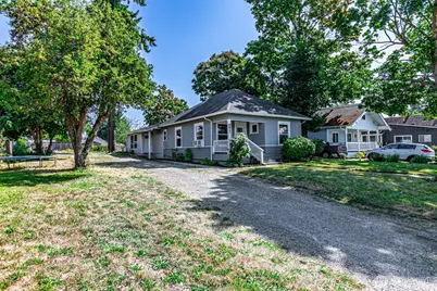 6827 S Thompson Avenue, Tacoma, WA 98408 - Photo 1