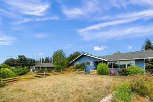 5829 Vista Dr, Ferndale, WA 98248 - Photo 1