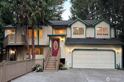 11714 36th Avenue NE, Seattle, WA 98125 - Photo 1