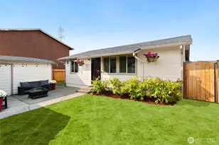 8925 11th St NE, Lake Stevens, WA 98258 - Photo 1